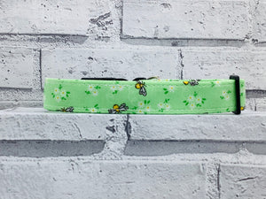 Busy Bee Green pet collar