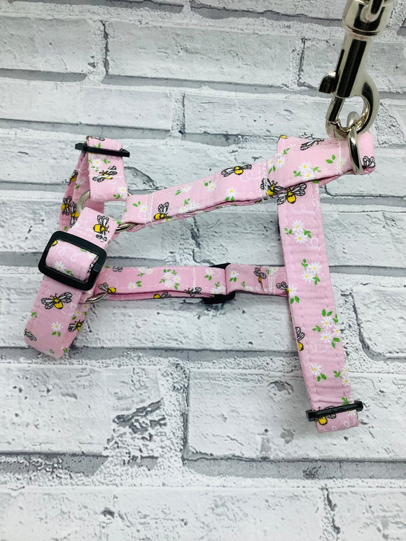 Busy Bee Pink Pet Harness